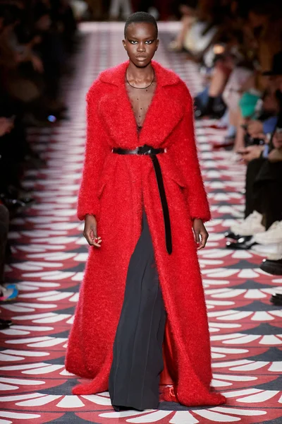 Look 66